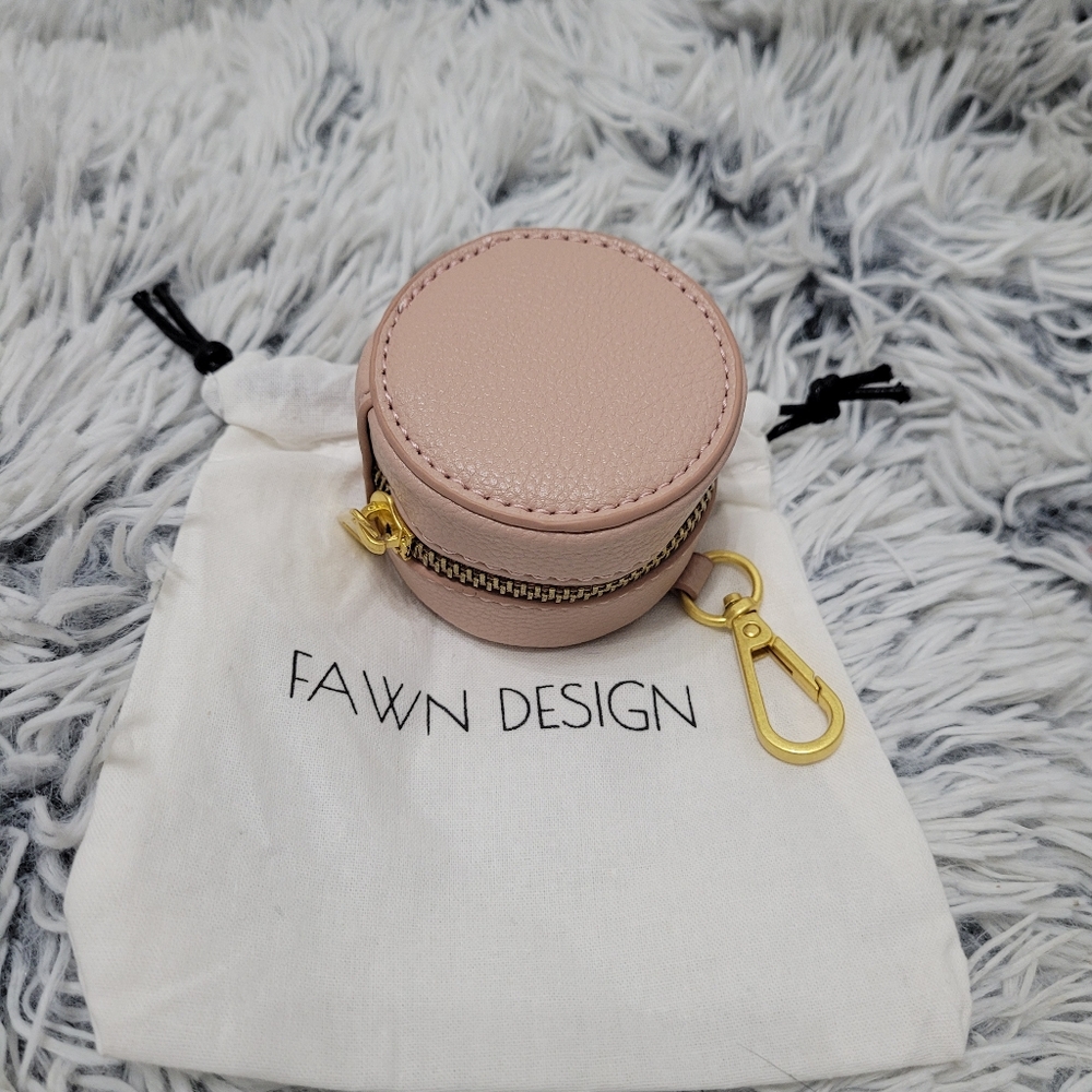 Fawn Design Paci Case in Blush